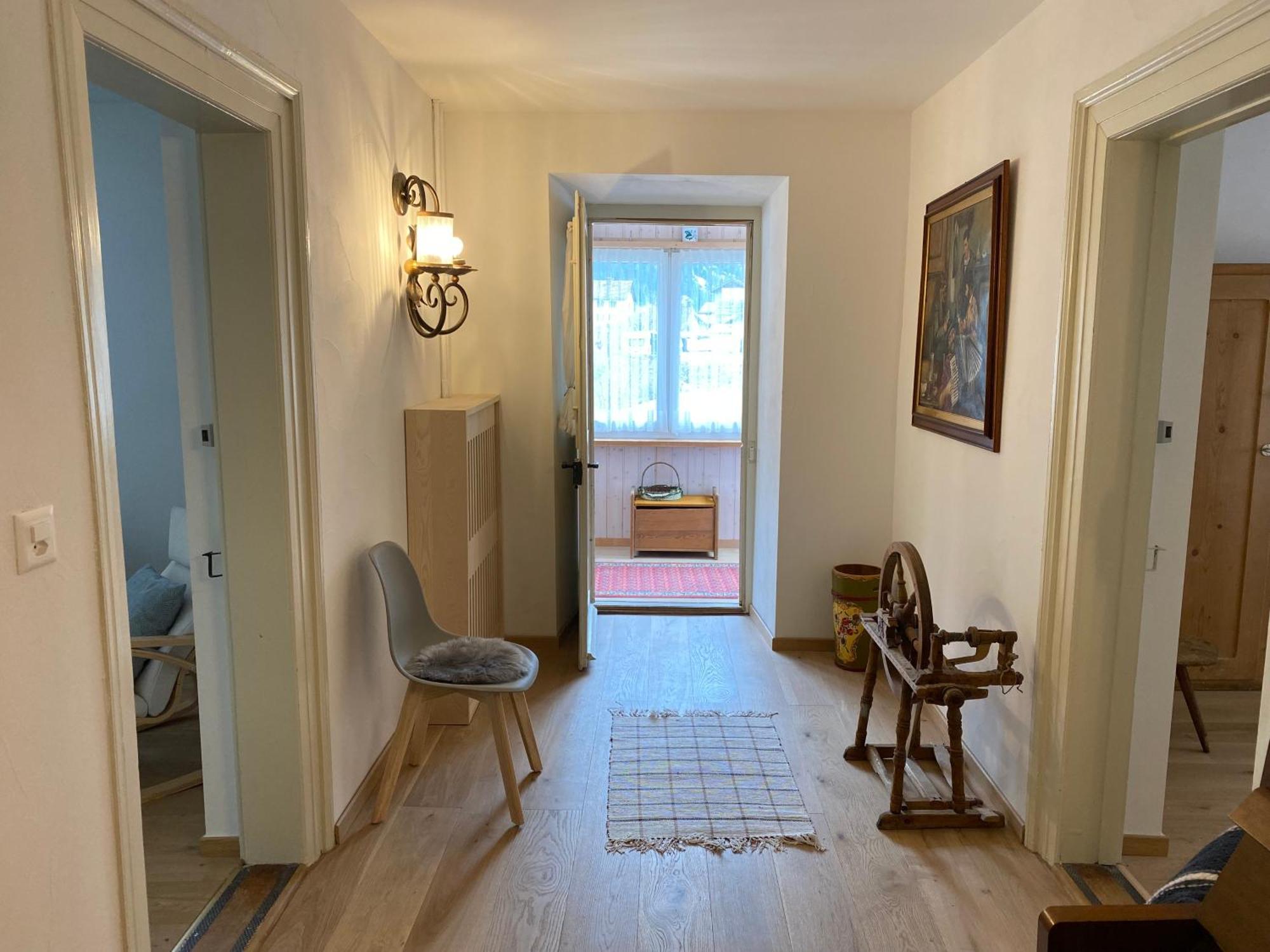 Haus La Punt, Savognin Lägenhet Rona Rum bild